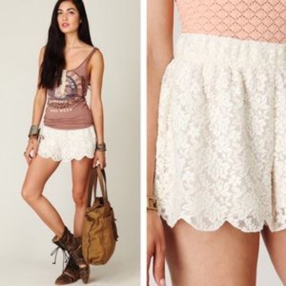 Free People Pants - Free people cream scalloped lace shorts